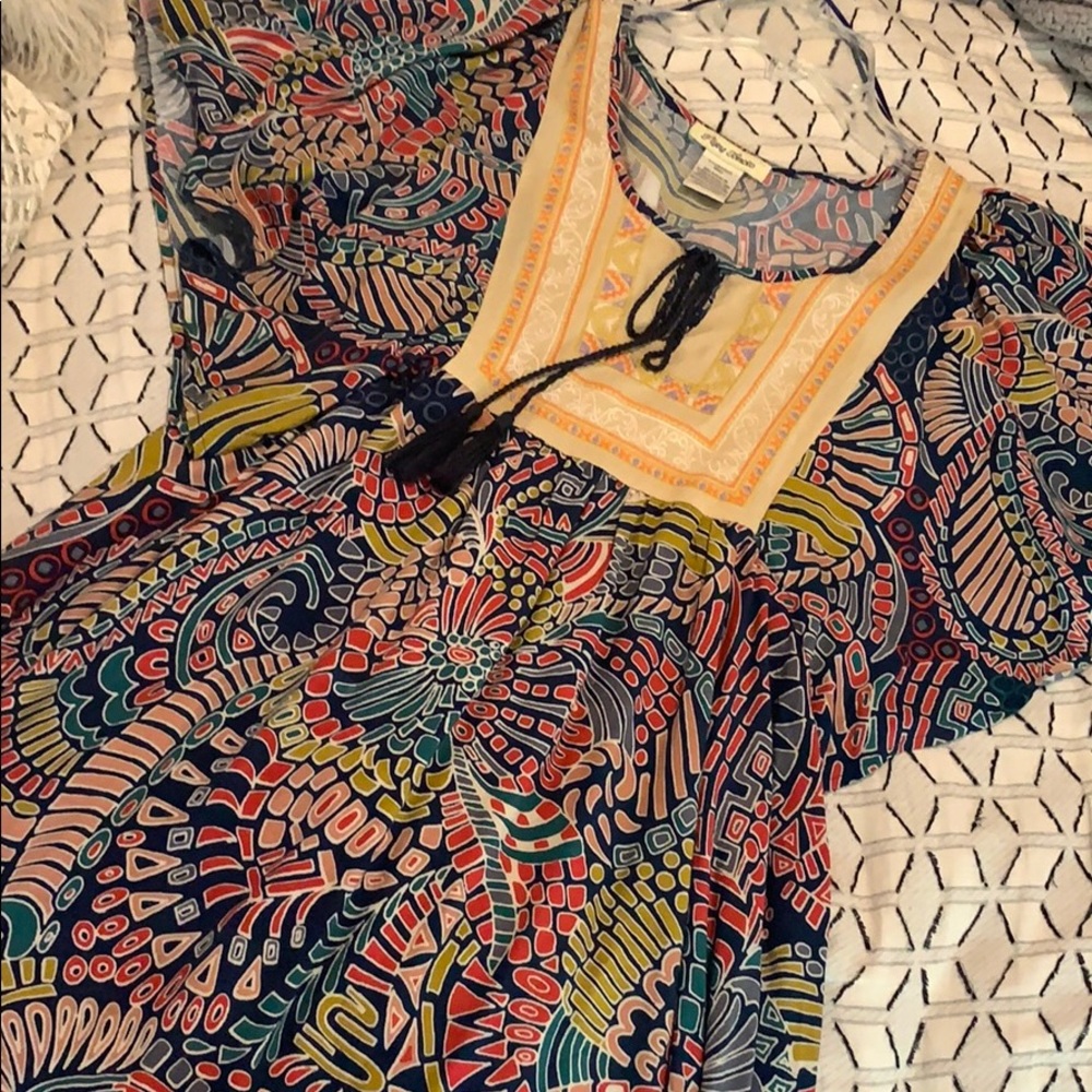 “Flying Tomato” Multi Short Flutter Sleeve Dress